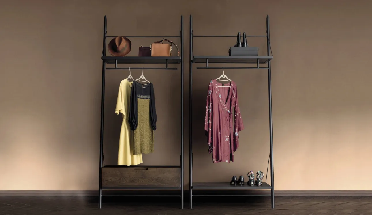 Appendiabiti Easy Closet in metallo e legno di Devina Nais