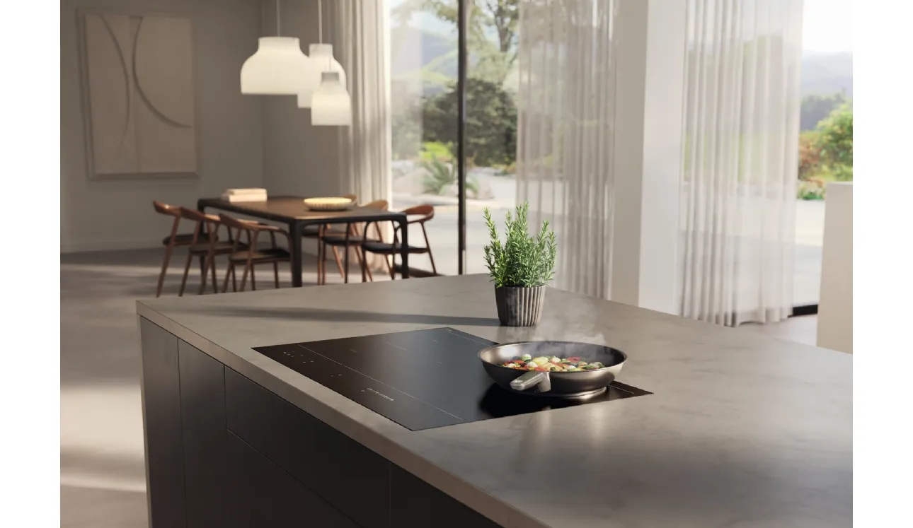 Piano Cottura a induzione KM 7576 FL 125 Gala Ed di Miele