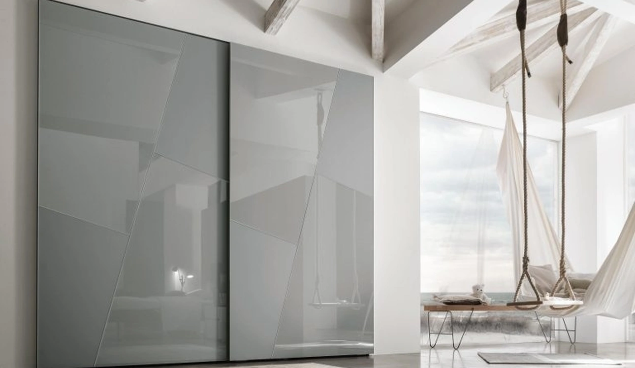 Armadio con anta scorrevole in vetro Kross di Tomasella