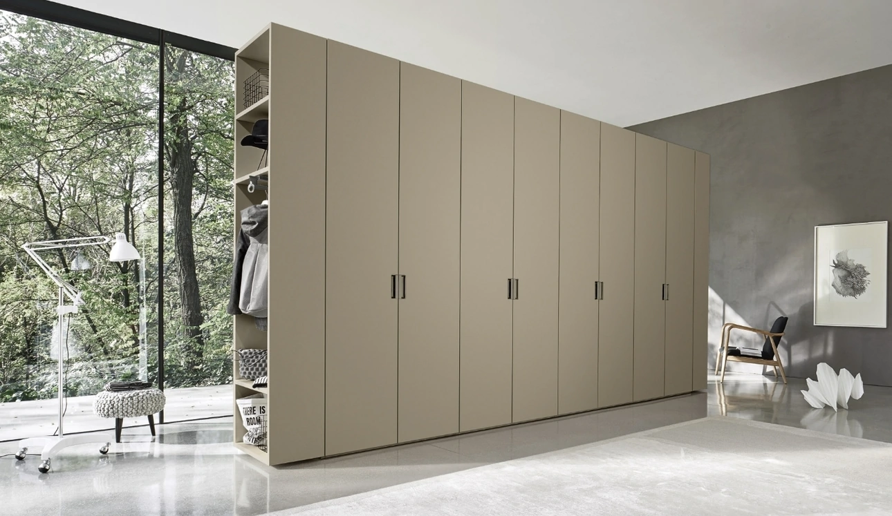 Armadio Terminale Anta Liscia di Sangiacomo