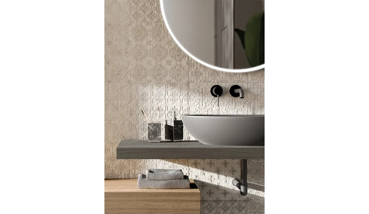 Mobile da Bagno sospeso Composizione B11 in Rovere massello di Devina Nais