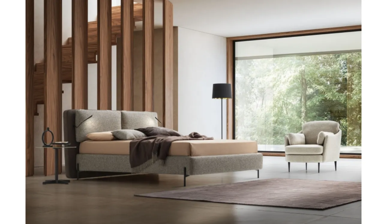 Letto con testiera in tessuto imbottito Cortina di Le Comfort