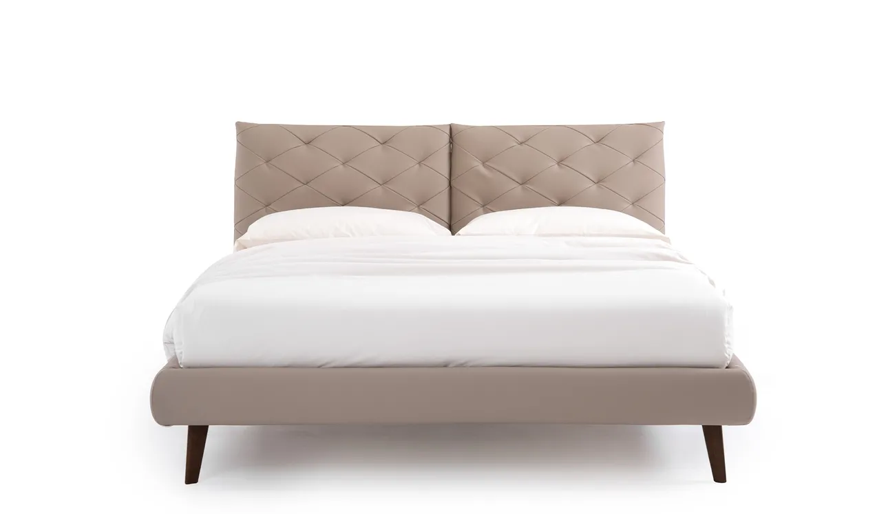 Letto matrimoniale con testiera So Ever di Noctis