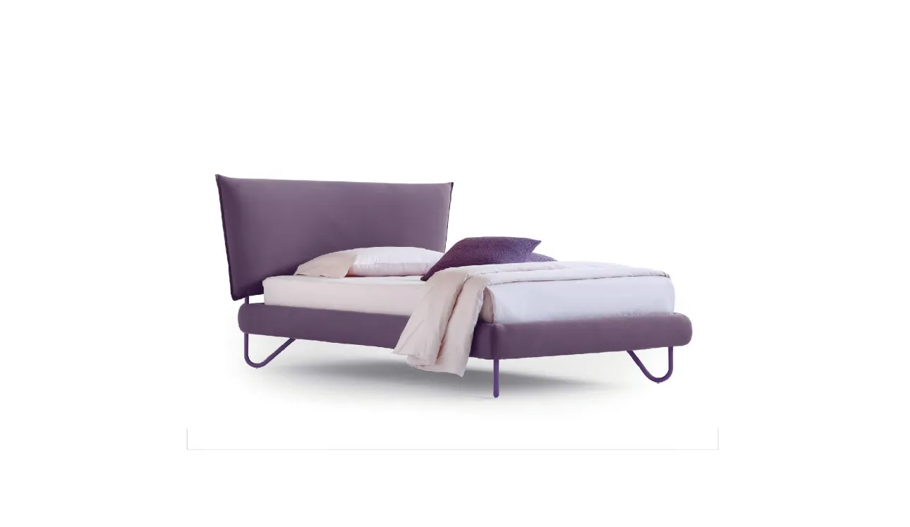 Letto singolo in tessuto imbottito con testiera Hug 04 Soft di Noctis