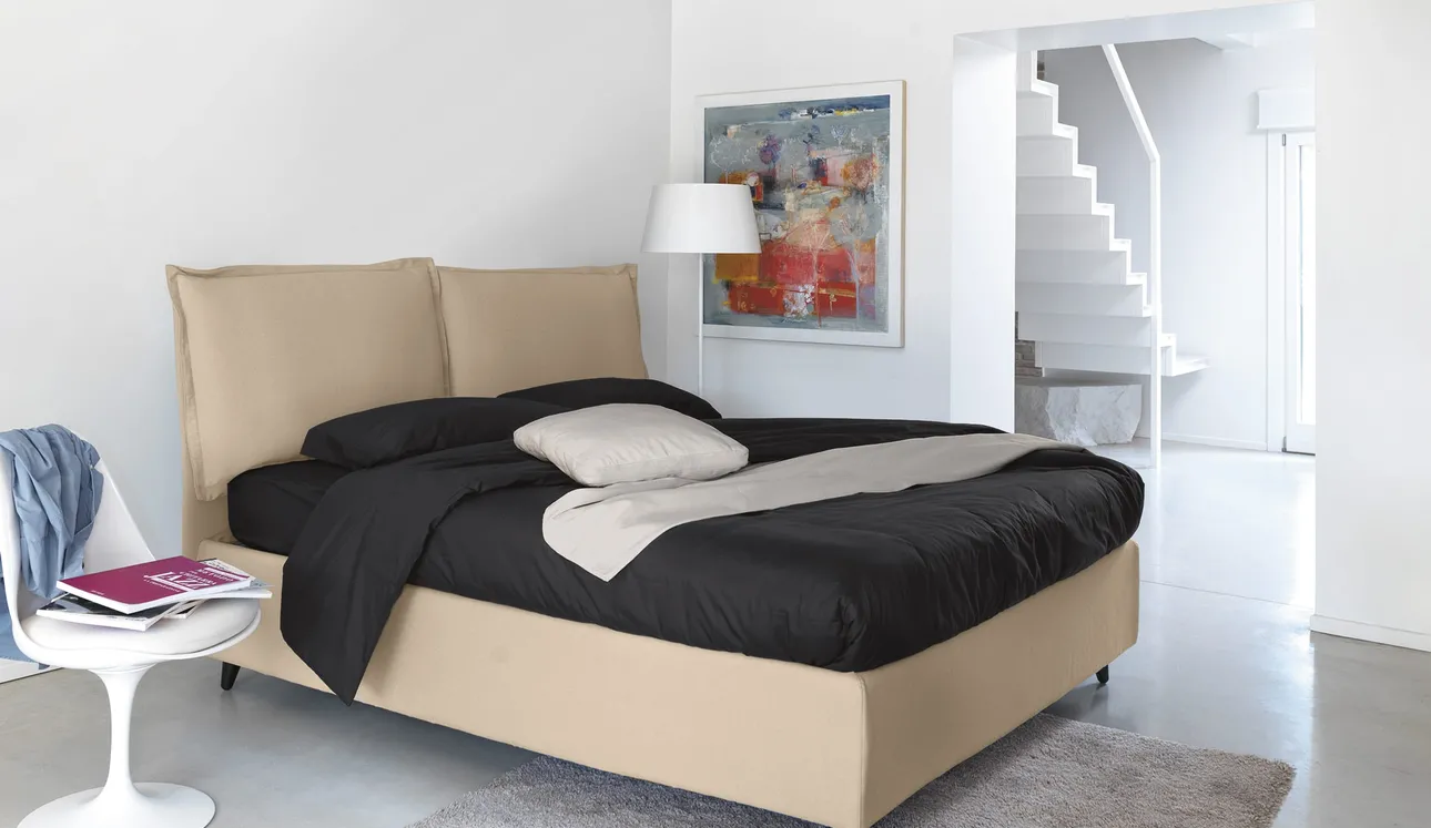 Letto imbottito Vera di Noctis