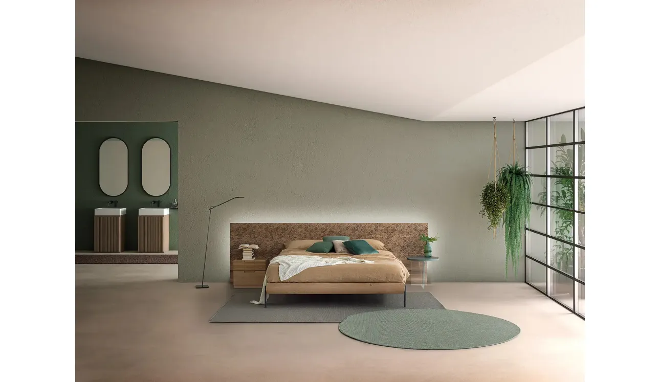 Letto Zen Elegance Grey in legno massello di Rovere con testiera decorata di Devina Nais