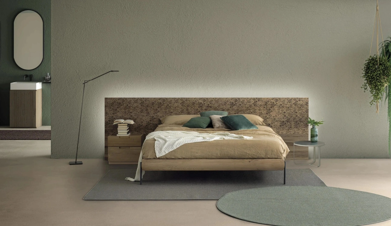Letto Zen con testiera a terra di Devina Nais