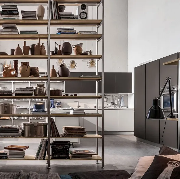Libreria divisoria Tribeca finitura acciaio e Play Rovere Medio di Veneta Cucine