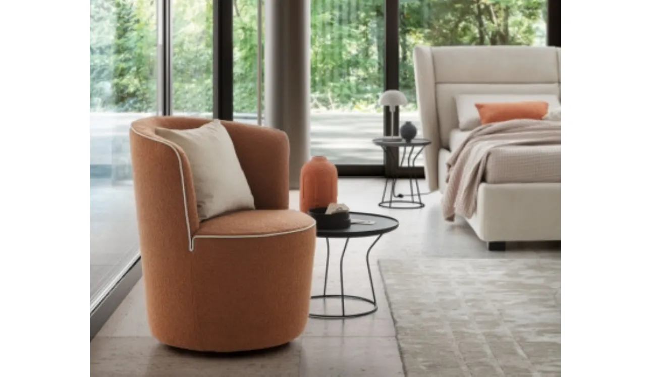 Poltroncina in tessuto Dafne di Le Comfort