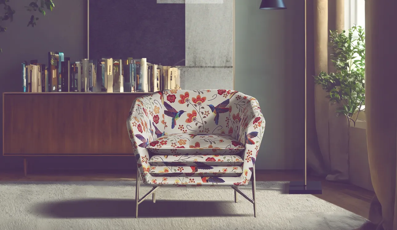 Poltroncina in tessuto floreale con seduta stratificata Mater Familias di Calia