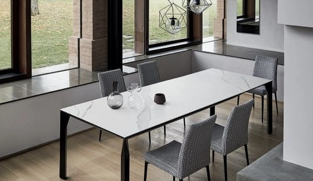 Tavolo Mirage in SuperMarmo di Bontempi