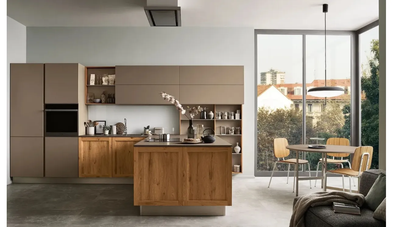 Cucina Milano 06 in Rovere e laccato Marrone di Veneta Cucine