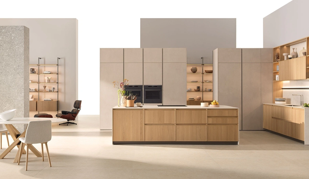 Cucina Moderna con isola Sakura 10 in Rovere Ikebana di Veneta Cucine