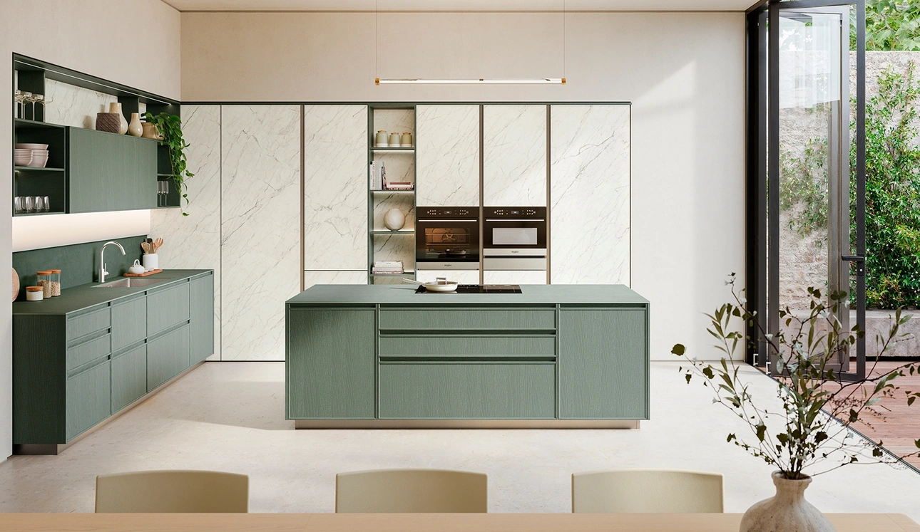 Cucina Moderna con isola Sakura 01 in frassino laccato di Veneta Cucine